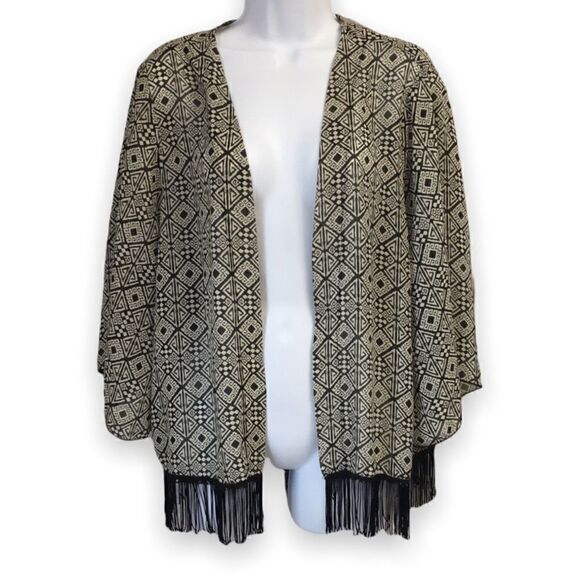 CELTIC Knot Pattern Kimono Tassel Trim Black and Cream Size Large XL - Picture 1 of 13
